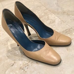 Charles David Nude Leather Pumps